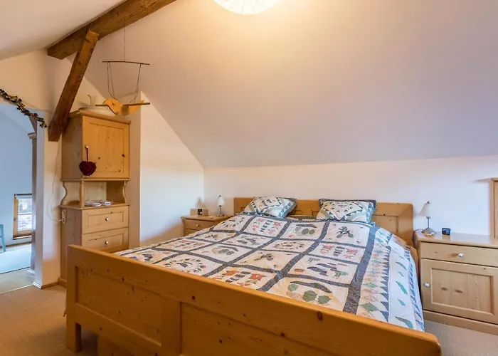 Apartment Uriges Landhaeuschen Siegsdorf
