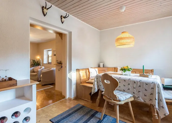 Apartment Uriges Landhaeuschen *