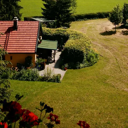 Apartamento Uriges Landhaeuschen